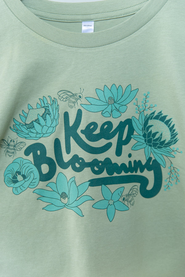 Keep blooming crop top